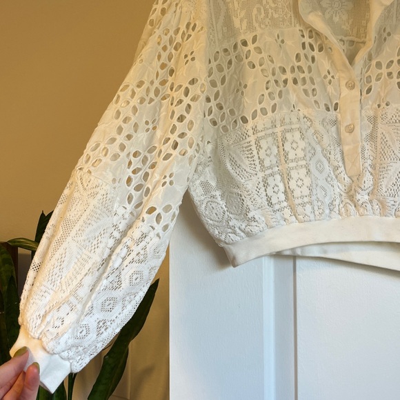 Anthropologie Pilcro cut work bubble sleeve blouse - Picture 7 of 11